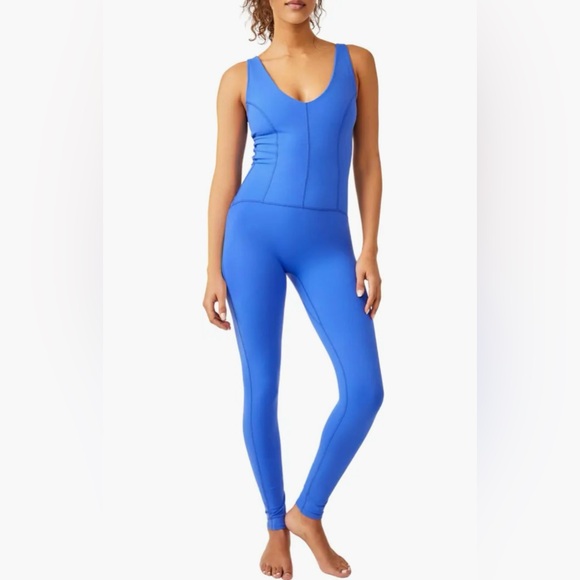 Sold BNWOT FP Movement Never Better Strappy
Back Jumpsuit 💙 XS - Picture 5 of 5